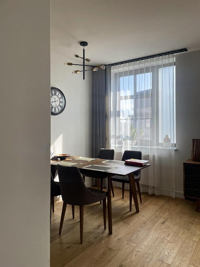 Visiting Apartments - Wyspa Slodowa Wrocław Eksteriør billede